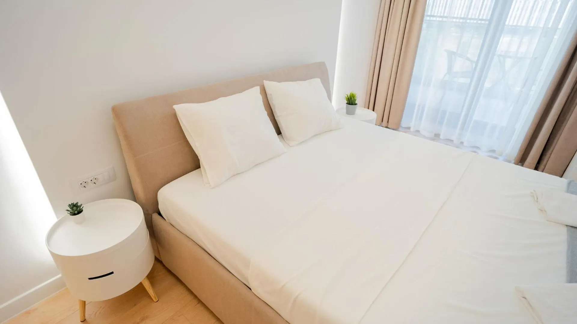 בוקרשט Amazing View Apartments - Iuliu Maniu & Politehnica Park רומניה