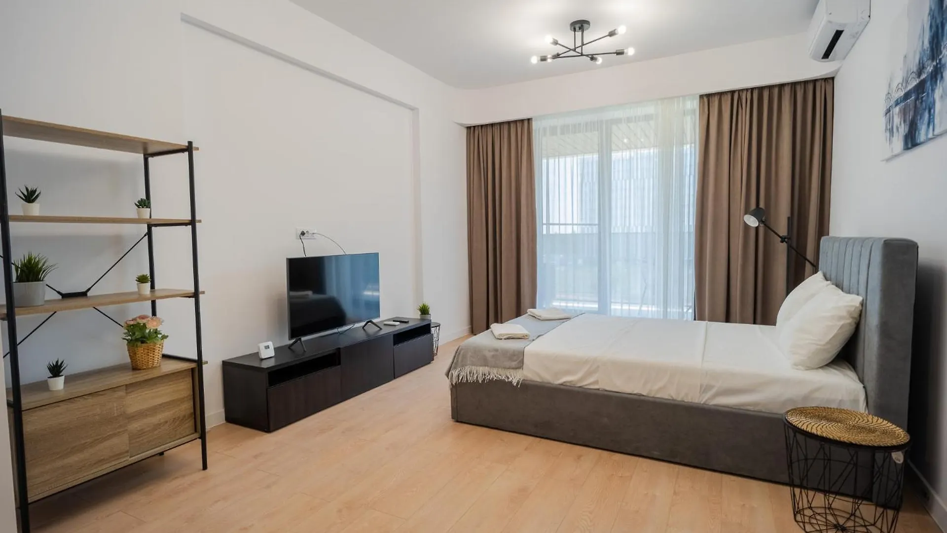 בוקרשט Amazing View Apartments - Iuliu Maniu & Politehnica Park 0*,
